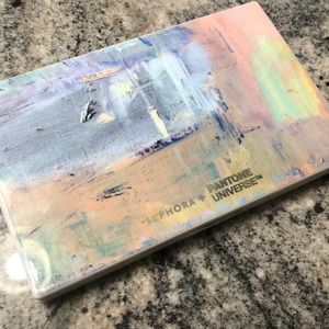 SEPHORA, Pantone Universe